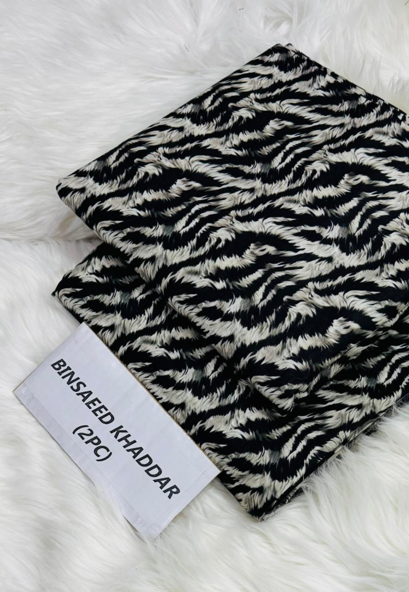 Bin Saeed Khaddar 2-Piece Fabric – Black & White Abstract Print