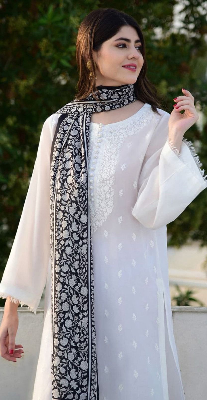 White & Black Elegant Embroidered 3-Piece Suit